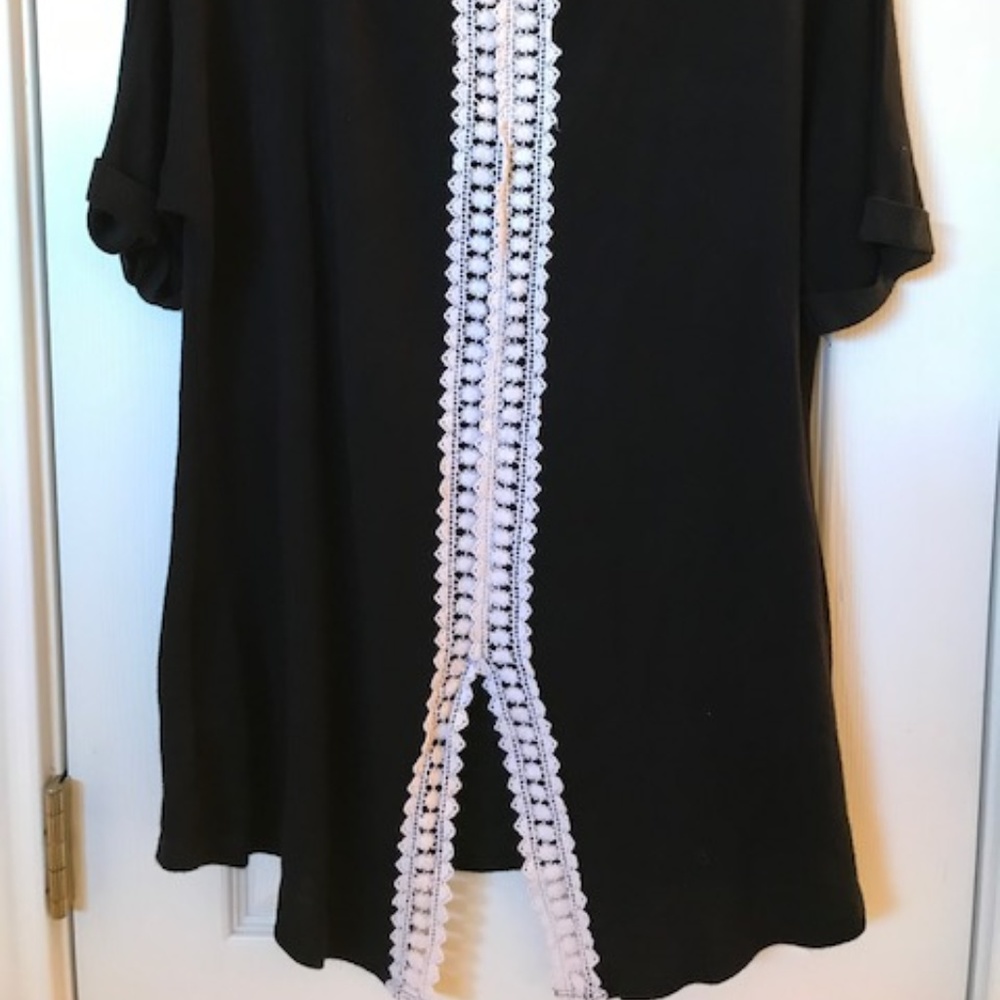 Short-Sleeve Top with Lace Back
